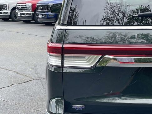 Used 2024 Lincoln Navigator L Black Label image 32