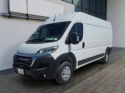 New 2024 RAM ProMaster 2500 w/ Quick Order Package 22G SLT