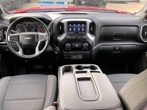 Used 2021 Chevrolet Silverado 1500 LT w/ Z71 Off-Road Package image 15