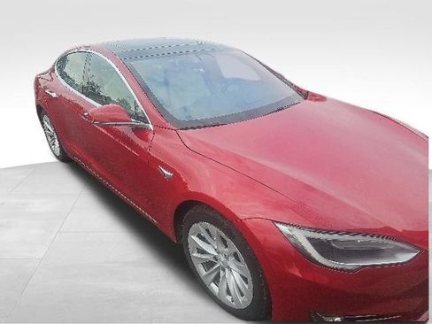 Used 2017 Tesla Model S 100D AWD/4WD image 2