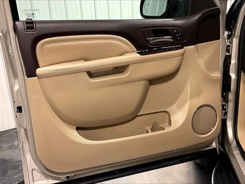 Used 2014 GMC Yukon Denali image 23