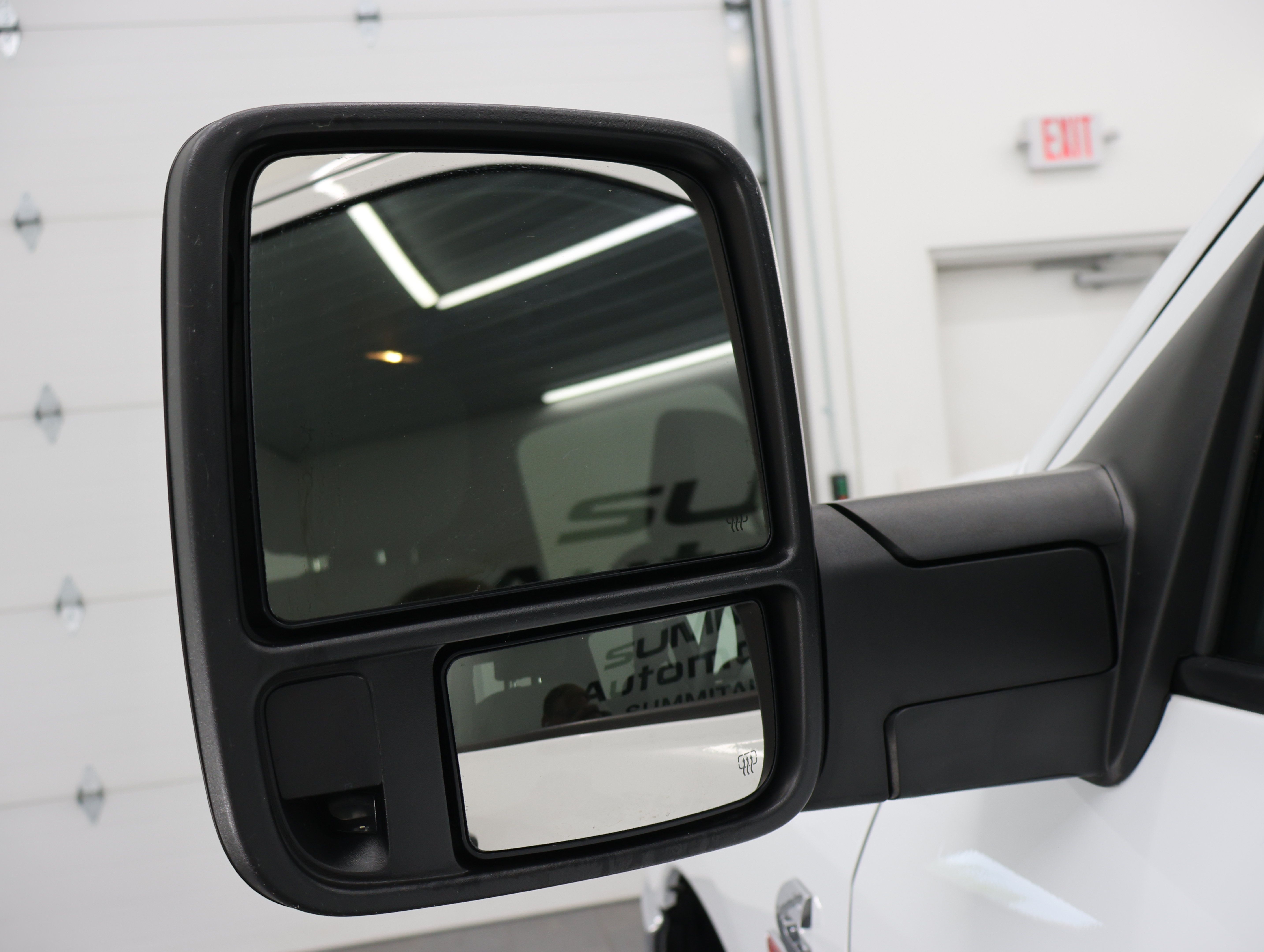 Used 2024 RAM 3500 Tradesman w/ Chrome Appearance Group AWD/4WD image 36