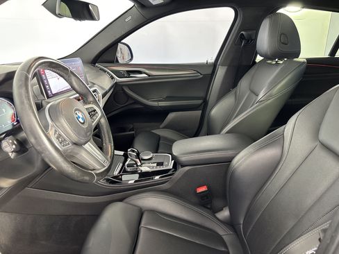 Used 2023 BMW X4 xDrive30i w/ M Sport Package AWD/4WD image 5