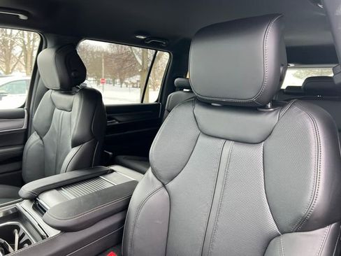 New 2026 Jeep Grand Wagoneer 4WD image 14