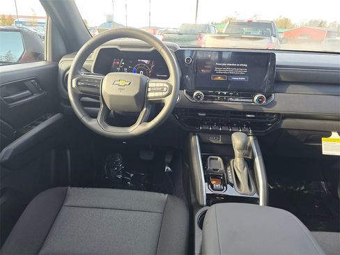 New 2026 Chevrolet Colorado W/T image 14