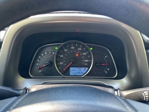 Used 2015 Toyota RAV4 LE FWD image 41
