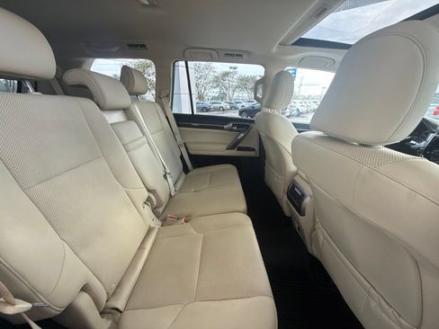 Used 2023 Lexus GX 460 Premium w/ Premium Package AWD/4WD image 37