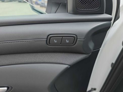 New 2025 Hyundai Tucson Limited image 20