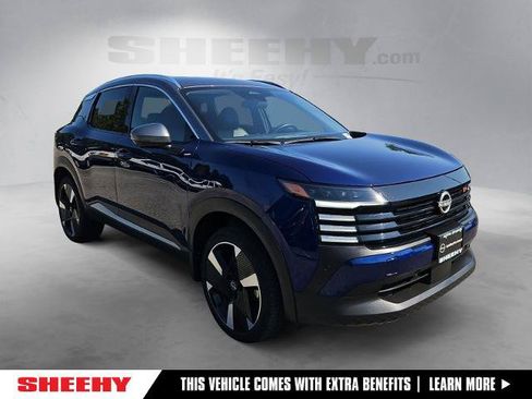 Certified 2025 Nissan Kicks SR FWD image 1