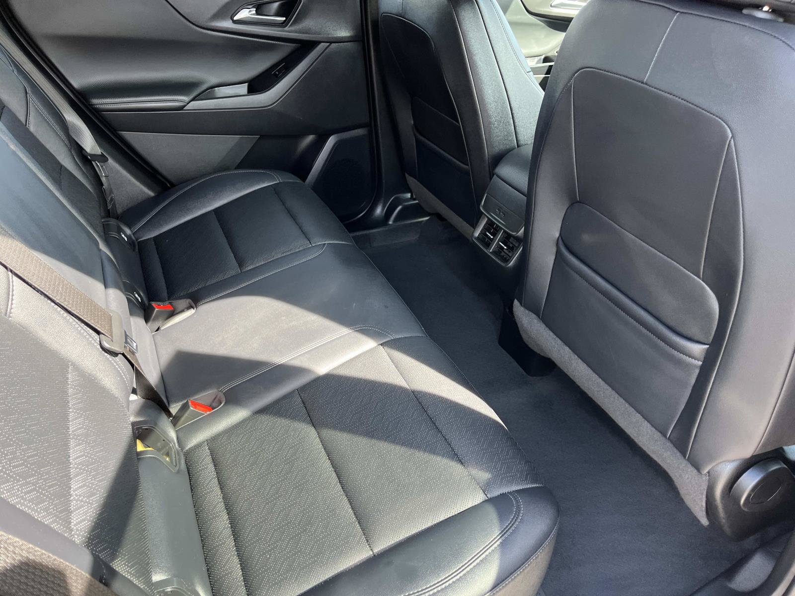 Used 2025 Chevrolet Equinox LT w/ Convenience Package II FWD image 22
