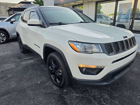Used 2021 Jeep Compass Latitude AWD/4WD image 24