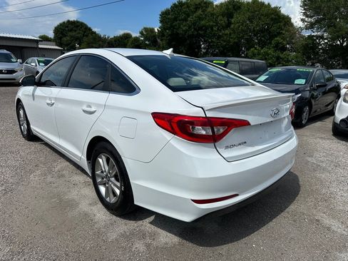Used 2017 Hyundai Sonata SE FWD image 4