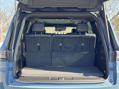 New 2026 Jeep Grand Wagoneer 4WD w/ Premium Group I image 30