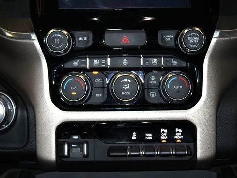 Certified 2021 RAM 1500 Laramie image 20