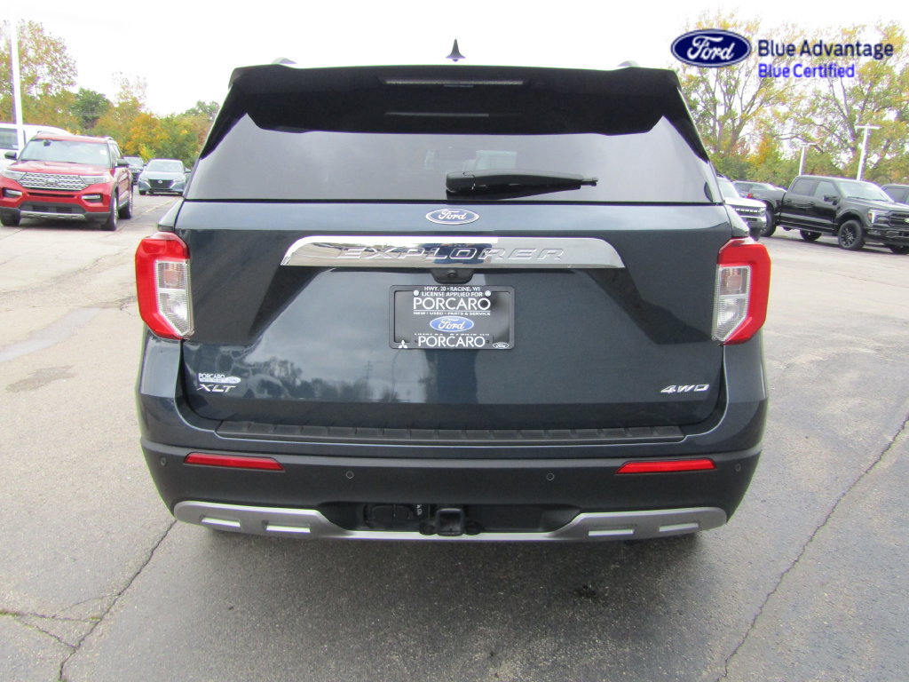Certified 2024 Ford Explorer XLT w/ Equipment Group 202A AWD/4WD image 4