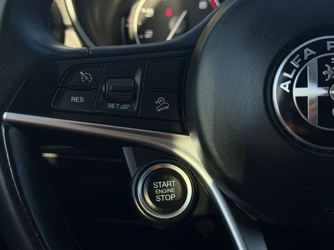 Used 2018 Alfa Romeo Stelvio AWD w/ Convenience Package image 19