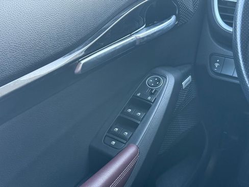 Used 2022 Kia Seltos SX image 7