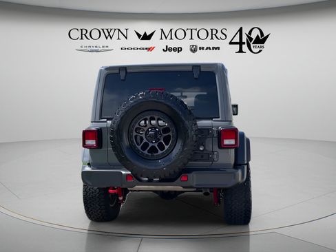 Used 2022 Jeep Wrangler Unlimited Rubicon w/ Xtreme Recon 35" Tire Package AWD/4WD image 6