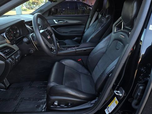 Used 2018 Cadillac CTS V w/ Carbon Fiber Package RWD image 21