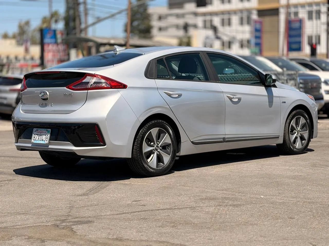 Used 2019 Hyundai Ioniq Electric FWD image 19