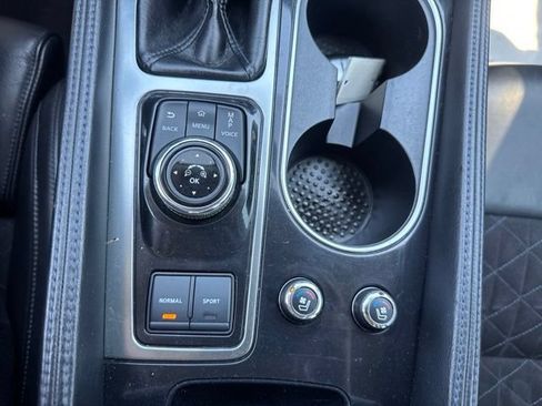 Used 2016 Nissan Maxima SR FWD image 20