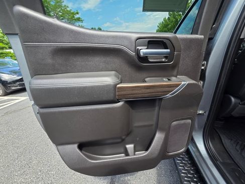 Used 2020 Chevrolet Silverado 1500 RST AWD/4WD image 16