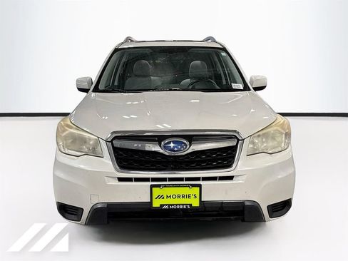 Used 2015 Subaru Forester 2.5i Premium w/ Popular Package #2 AWD/4WD image 2