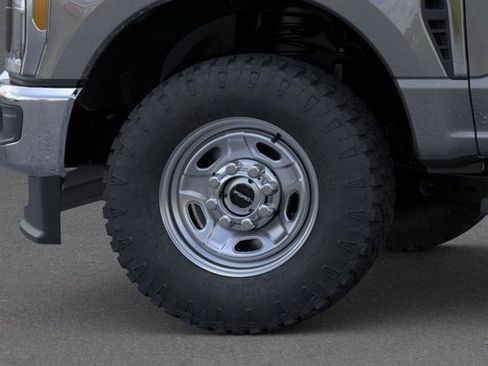 New 2026 Ford F250 XL AWD/4WD image 19