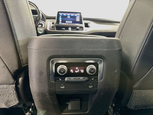 Used 2021 GMC Yukon AT4 w/ Technology Package AWD/4WD image 26