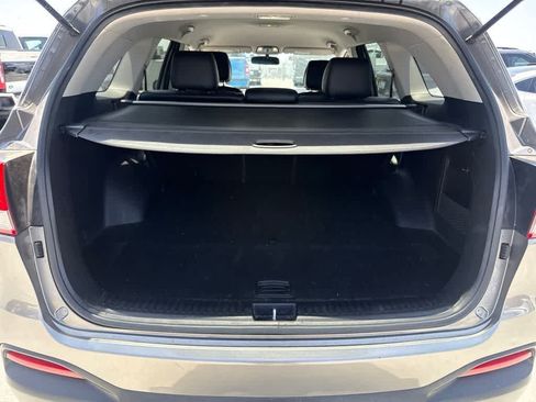 Used 2016 Kia Sorento FWD image 10