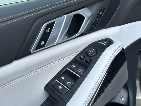 New 2026 BMW X5 xDrive50e w/ M Sport Package image 24