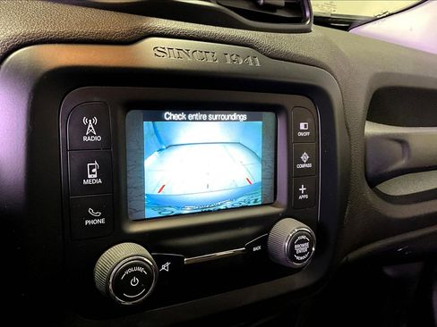 Used 2016 Jeep Renegade Latitude w/ Safety & Security Group image 14