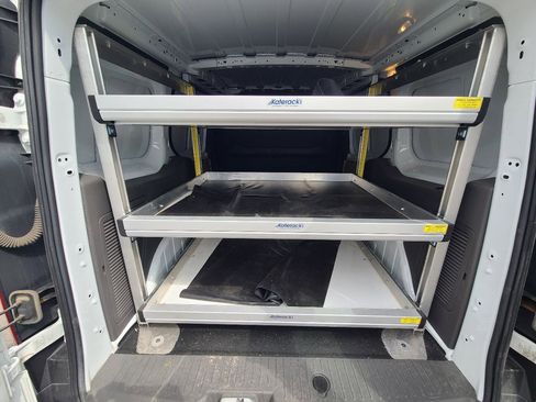 Used 2022 Ford Transit Connect XL FWD image 8