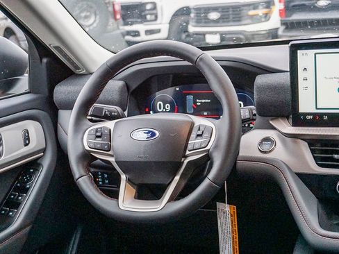 New 2026 Ford Explorer Active w/ Active Comfort Package image 16