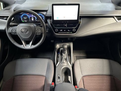 Used 2026 Toyota Corolla SE w/ SE Premium Package FWD image 13