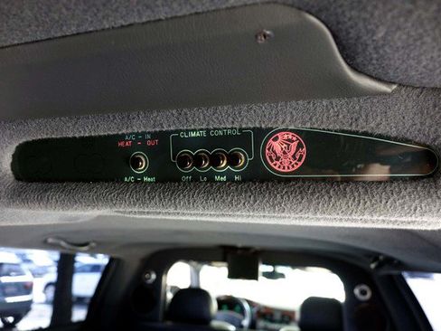 Used 2001 Cadillac De Ville Limousine FWD image 24