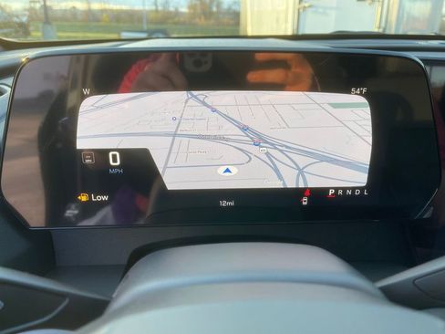 New 2026 Chevrolet Traverse LT w/ Driver Confidence Package image 15