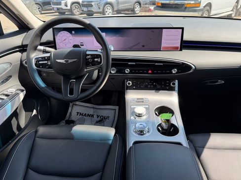 Used 2026 Genesis GV70 2.5T Advanced AWD/4WD image 24