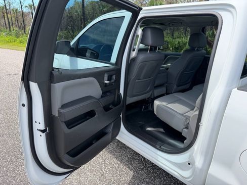 Used 2015 Chevrolet Silverado 1500 W/T w/ Trailering Package RWD image 16