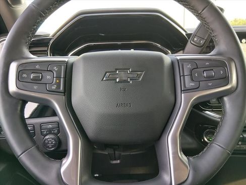 Used 2025 Chevrolet Silverado 1500 RST w/ Z71 Off-Road Package AWD/4WD image 18