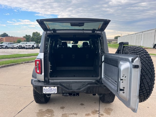 Certified 2023 Ford Bronco Badlands w/ Sasquatch Package AWD/4WD image 9