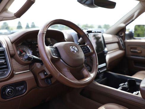 Used 2020 RAM 3500 Limited image 18