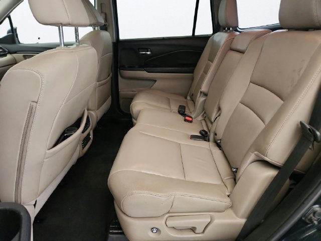 Used 2018 Honda Pilot Touring image 26