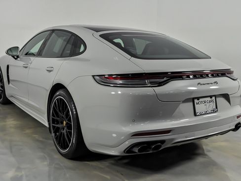 Used 2023 Porsche Panamera 4S AWD/4WD image 8