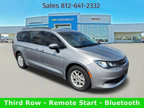 Used 2021 Chrysler Voyager Lxi FWD image 1