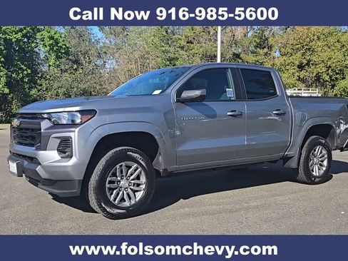 Used 2024 Chevrolet Colorado LT w/ LT Convenience Package II image 6