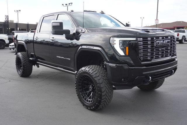 Used 2025 GMC Sierra 3500 Denali Ultimate AWD/4WD image 17