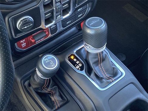 Used 2022 Jeep Gladiator Mojave w/ LED Lighting Group image 30