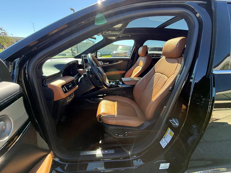 Certified 2023 Lincoln Nautilus Black Label w/ Class II Trailer Tow Package AWD/4WD image 24