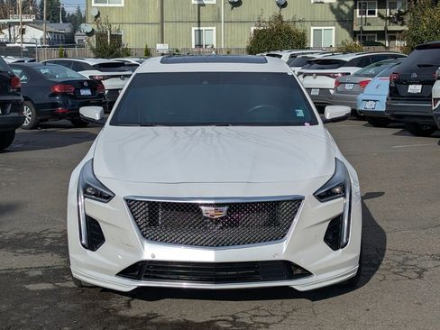 Used 2019 Cadillac CT6 V w/ Driver Assist Package image 8